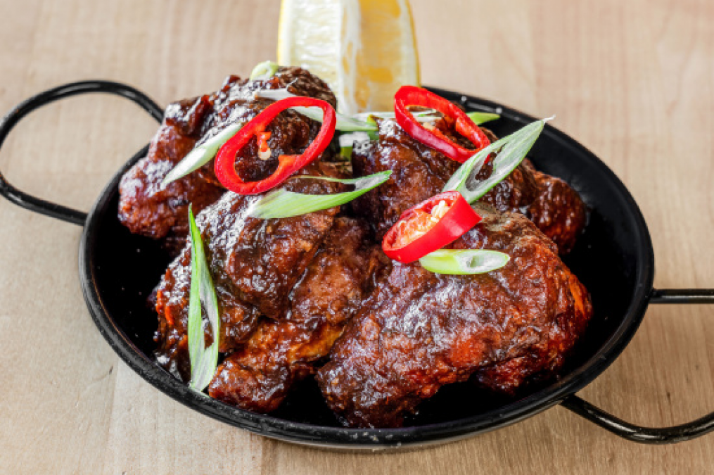 Chicken Wings With Spicy Tamarind Sauce